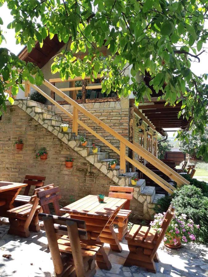 Ilkicev Kucerak Apartman Vrdnik Buitenkant foto